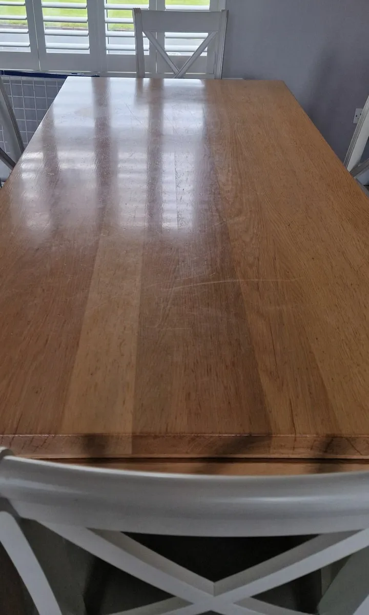 Solid oak dining table - Image 4