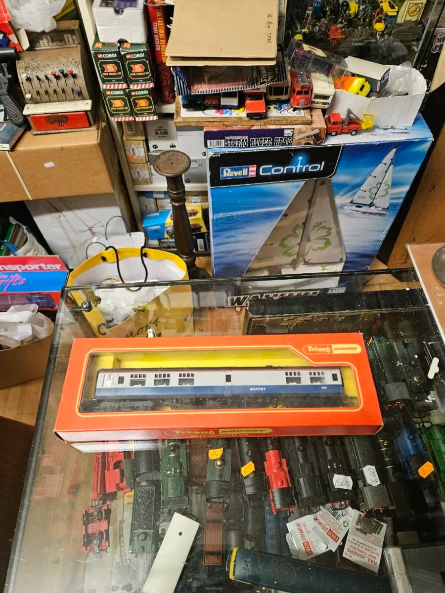 Hornby Triang OO Gauge Carraige