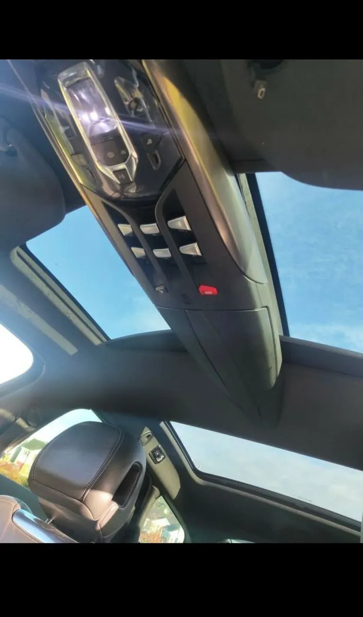 Citroen DS5 2.0 HDI Sport 160BHP - Image 3