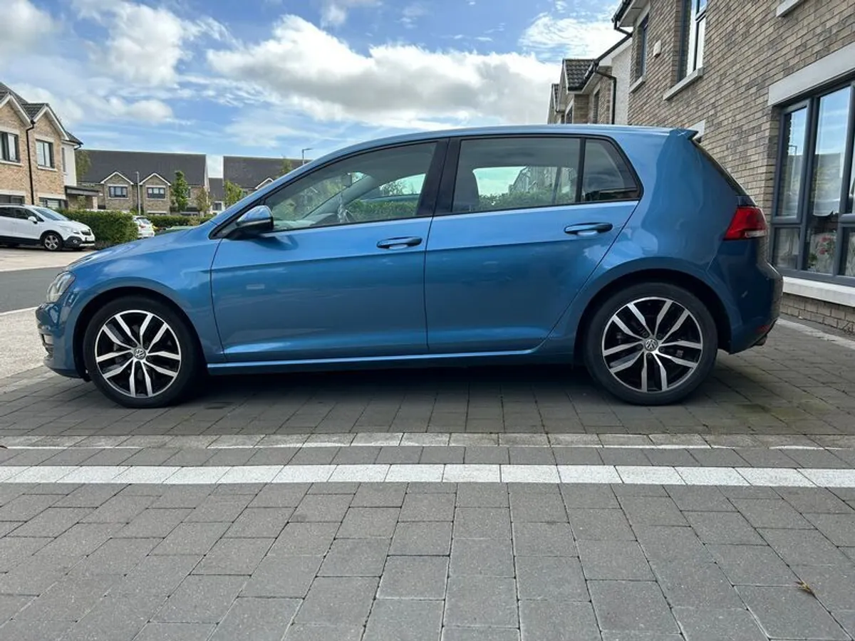 2014 Volkswagen Golf 1.4L Automatic - Image 3