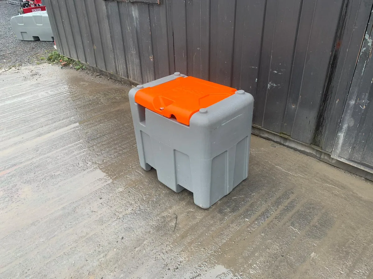 Boss 210L Plastic Fuel Bowser - Image 1