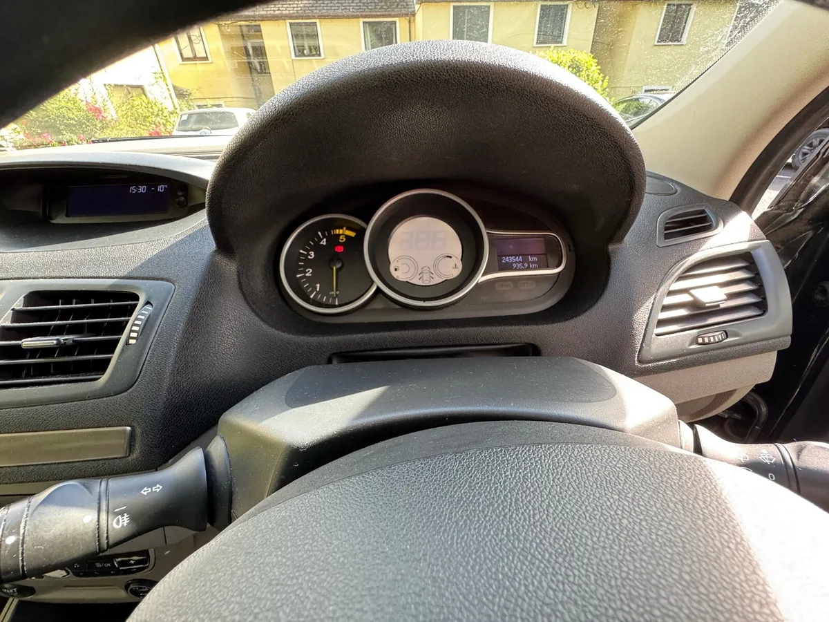 Renault Megane 3 - Image 4