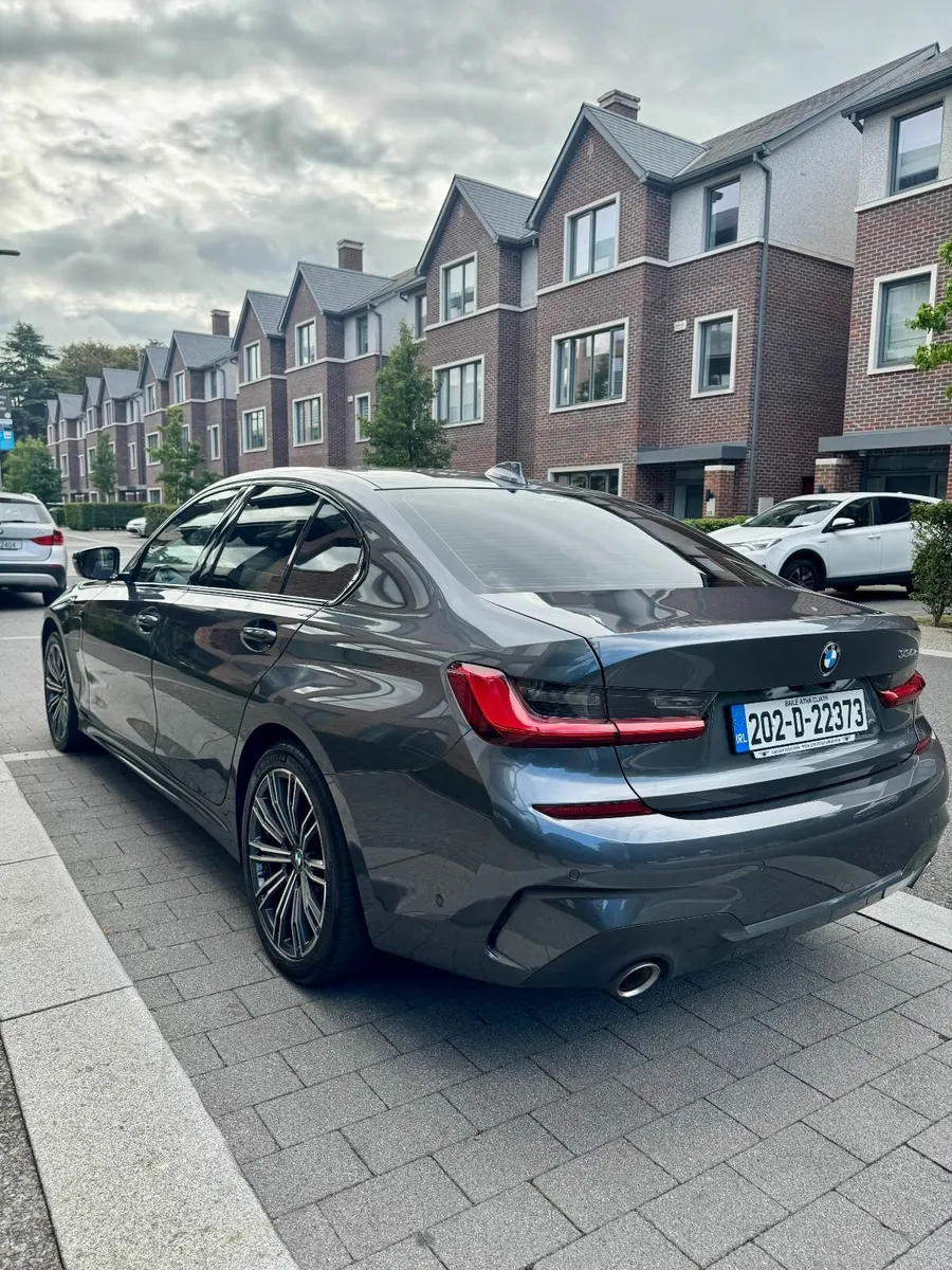 BMW 3-Series 2020 - Image 2