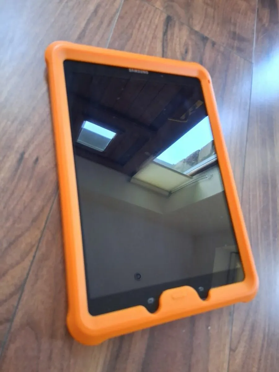 Samsung Galaxy tablet with SD card & case. - Image 2