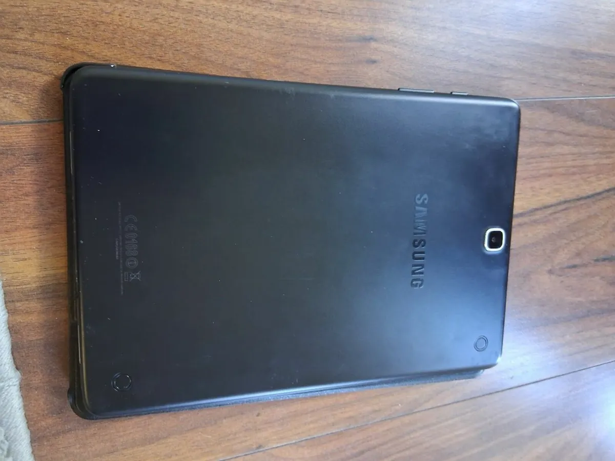 Samsung Galaxy tablet with SD card & case. - Image 4