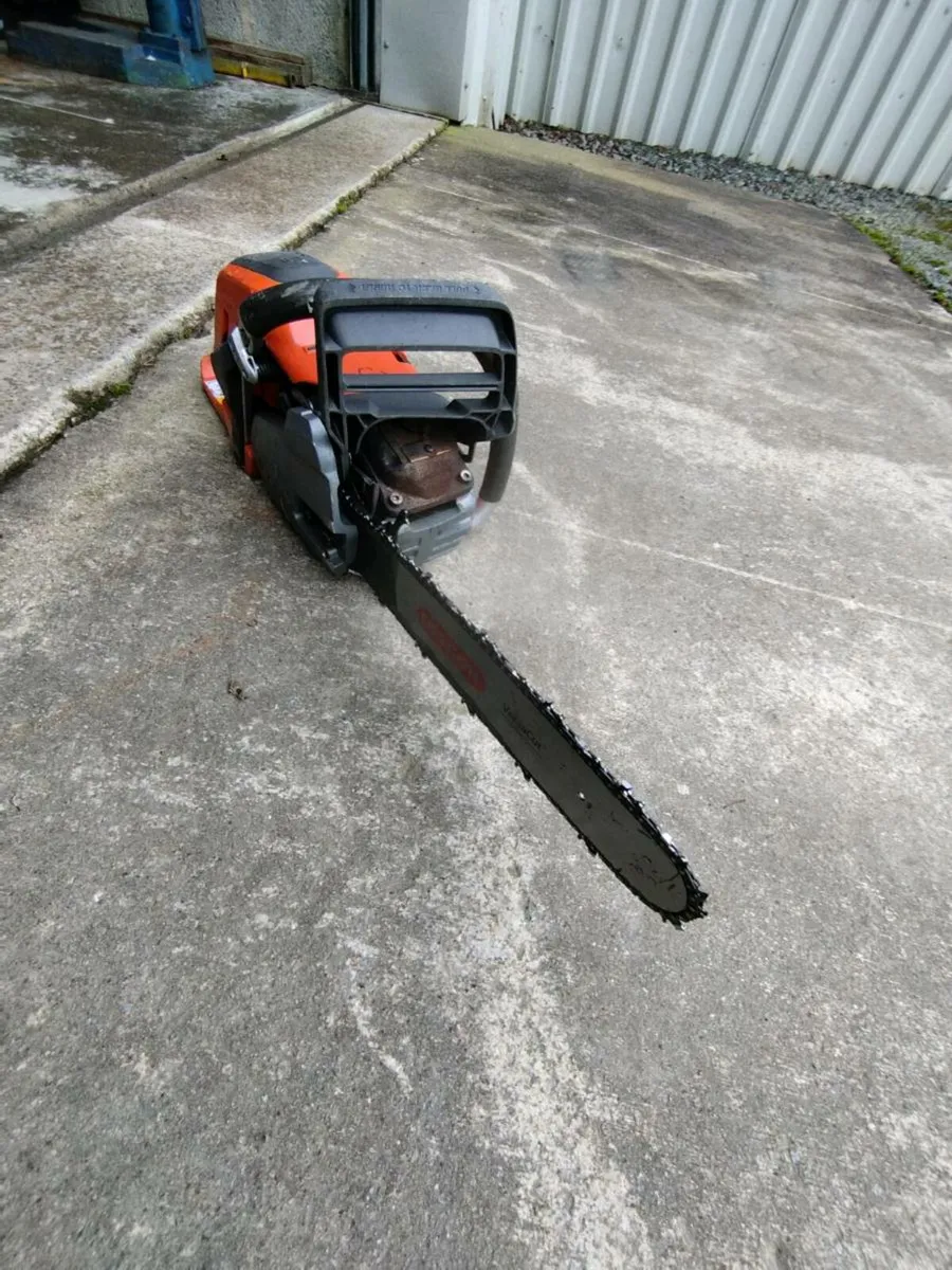 Chainsaw - Image 4