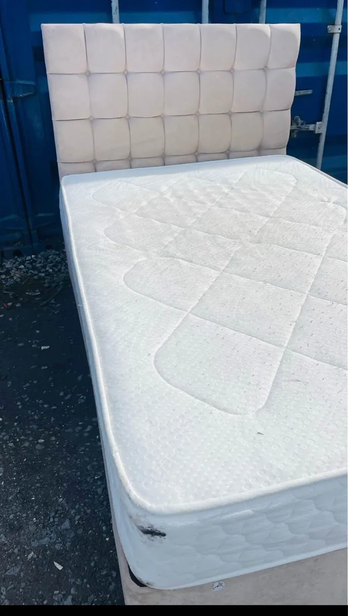 Small double bedframe with mattress - Image 2