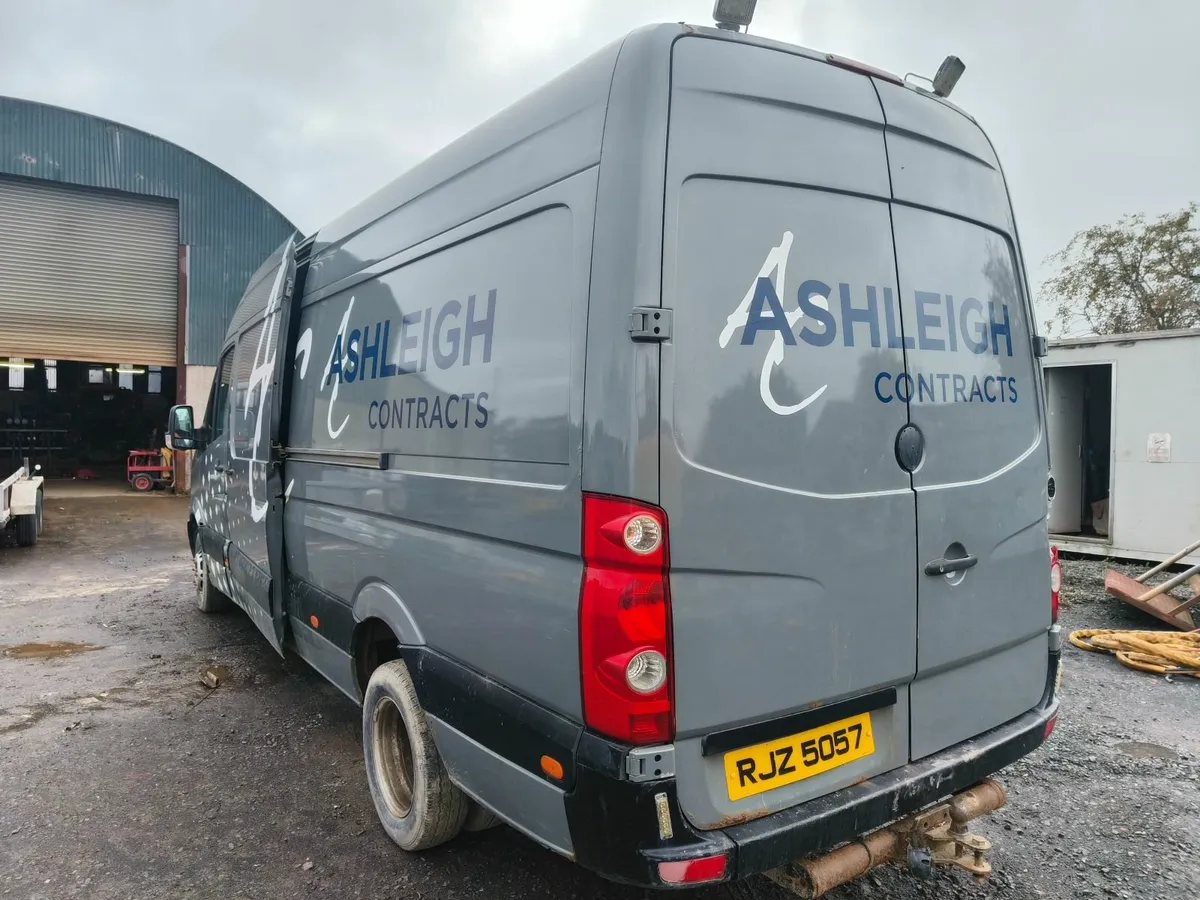 Volkswagen Crafter 2009 - Image 2