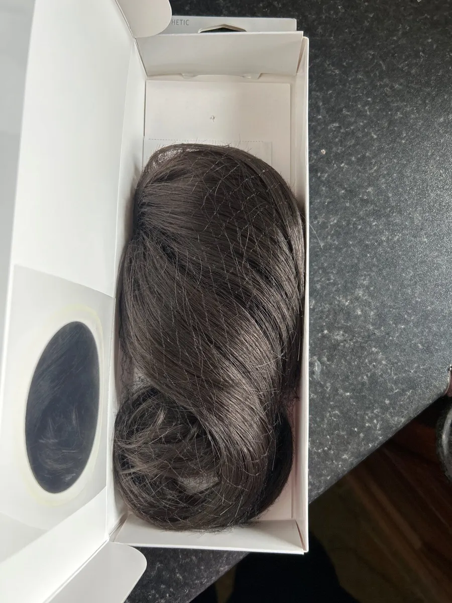 Hairspray Hair Topper - Image 2