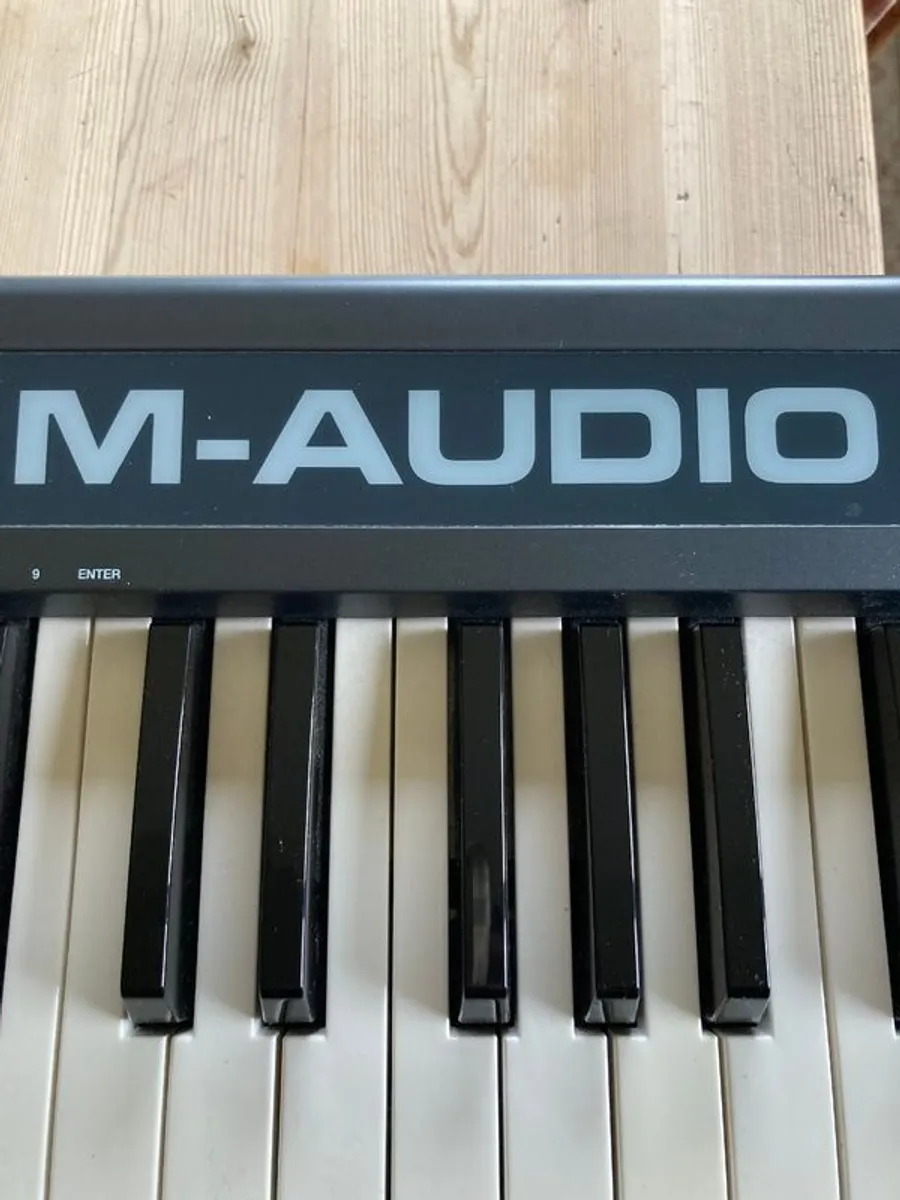 M Audio Keystation 88 Midi Keyboard - Image 3