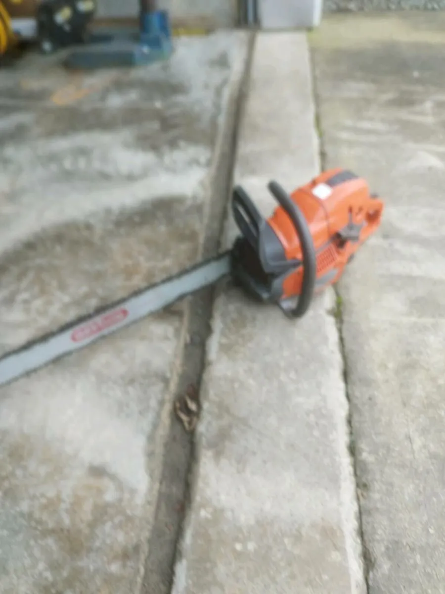 Chainsaw - Image 1