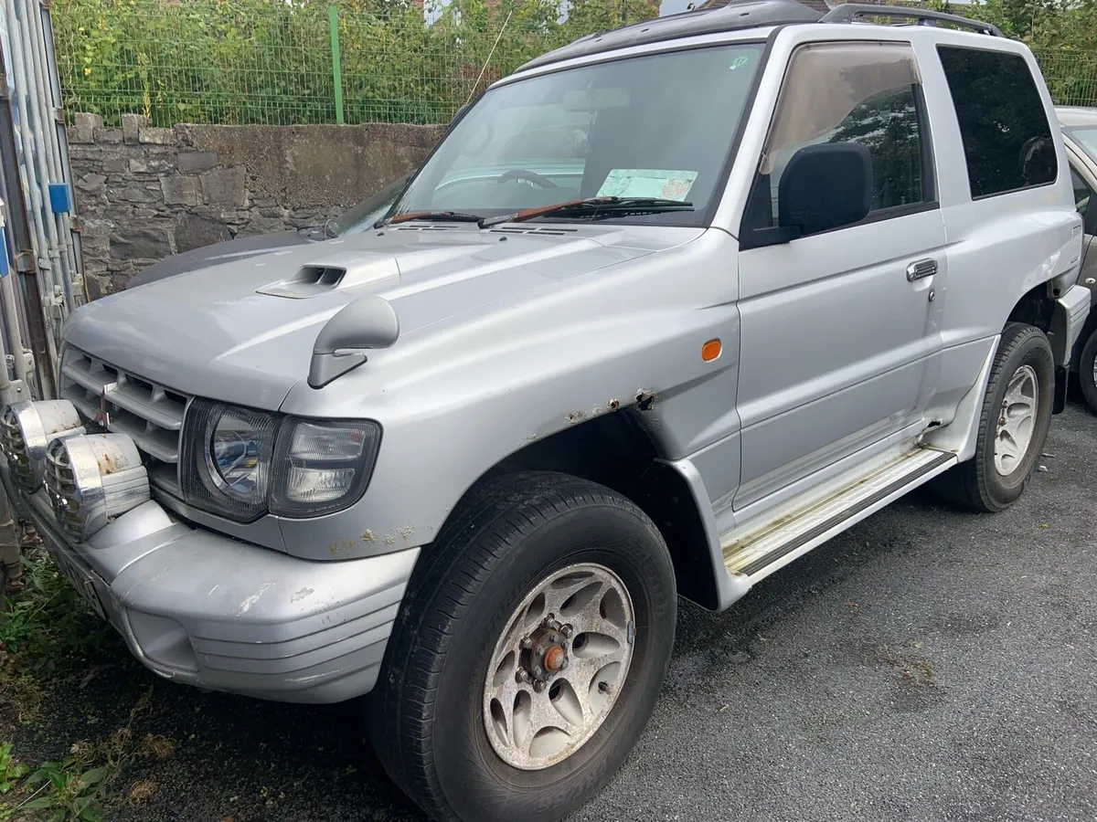 Mitsubishi 1997 Pajero - Image 1