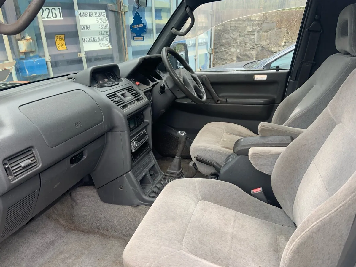 Mitsubishi 1997 Pajero - Image 3