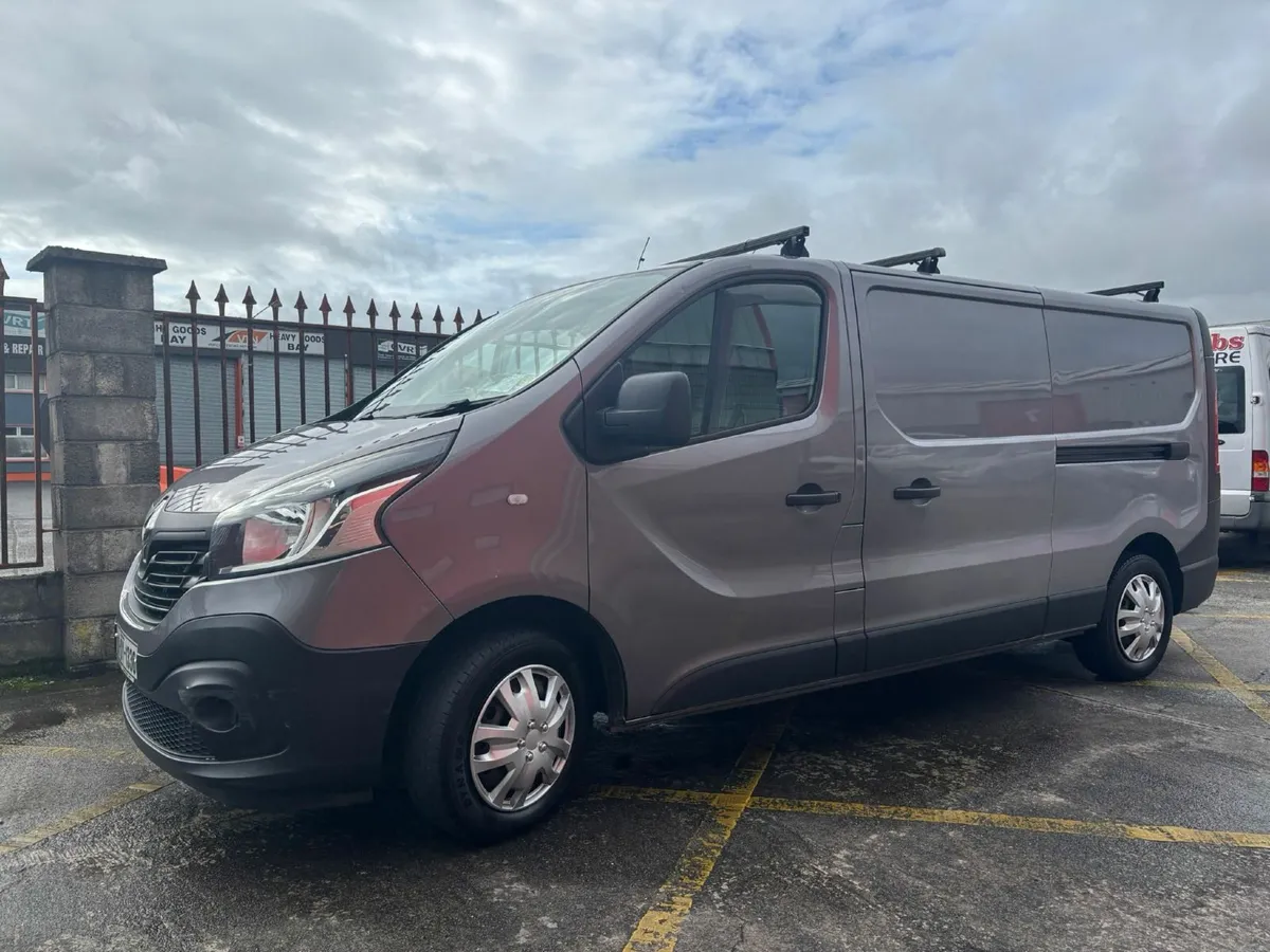 Renault Trafic 2018 - Image 3