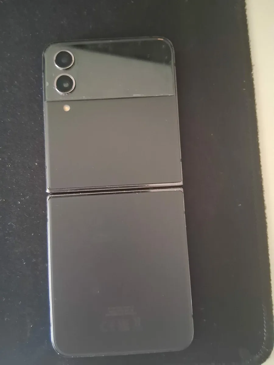 Samsung Flip 4 - Image 2