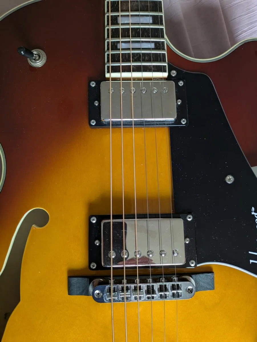 GUITAR - Image 2