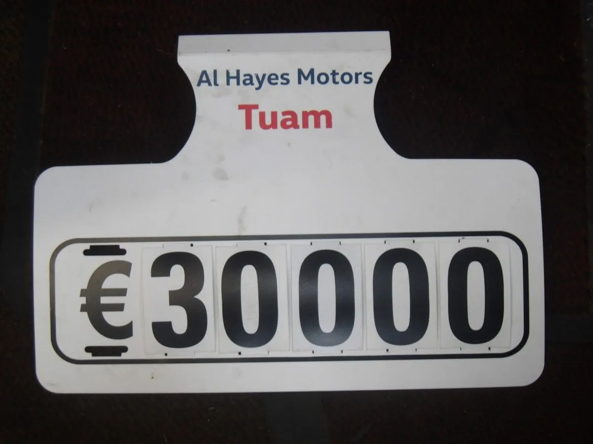 Volkswagen Tiguan Highline 2.0 TDI 6speed 150BHP - Image 3