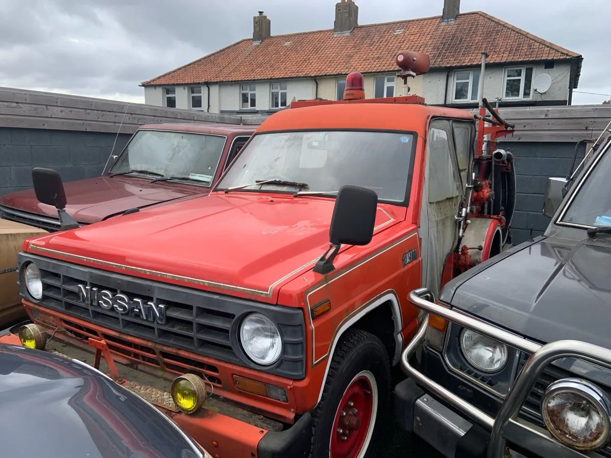 Nissan patrol 4.0 petrol 16 k kms 1981 - Image 4