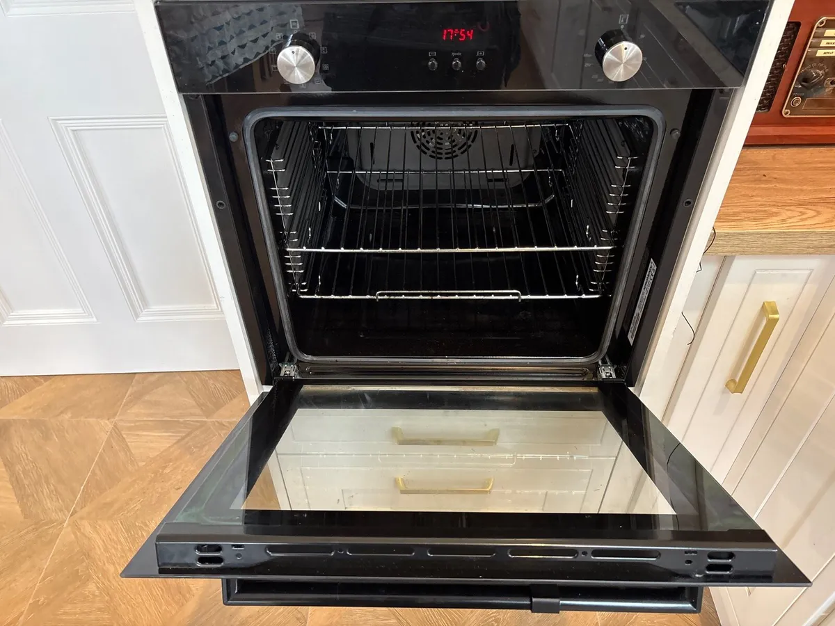 Nearly New Oven and Microwave - Image 2