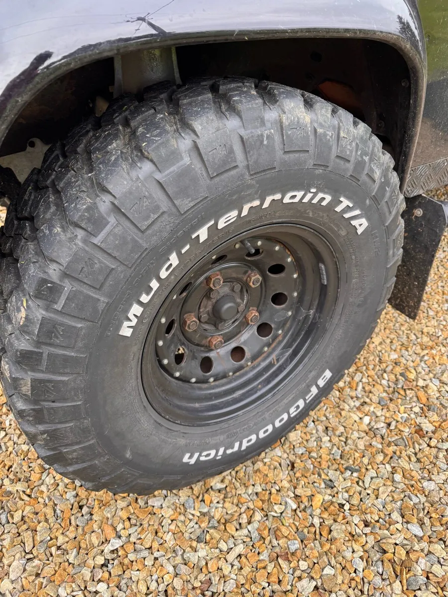 BF Goodrich Mud Terrain tyres - Image 2