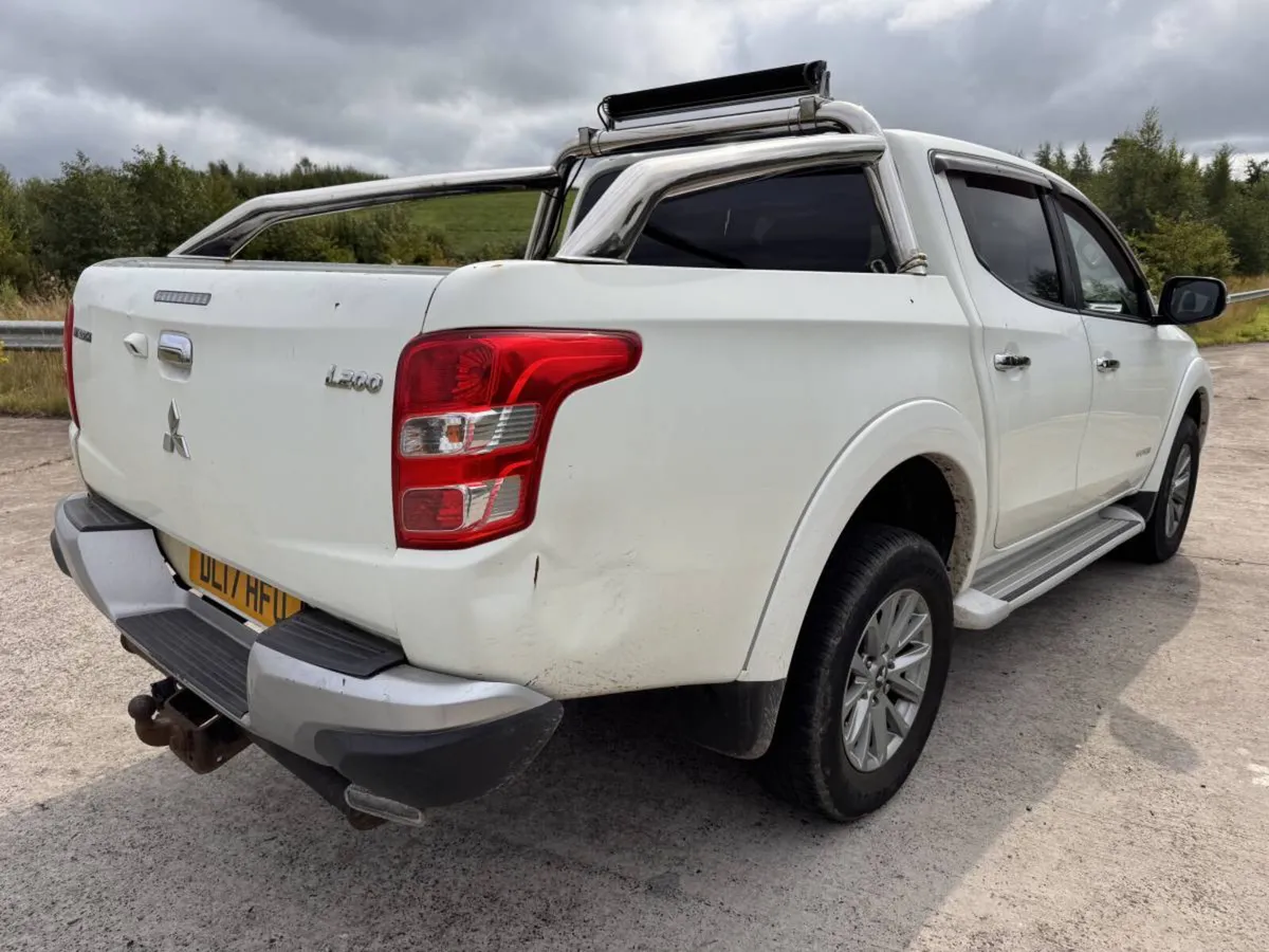 2017 Mitsubishi L200 DI-D 178 Warrior 4WD Auto - Image 4