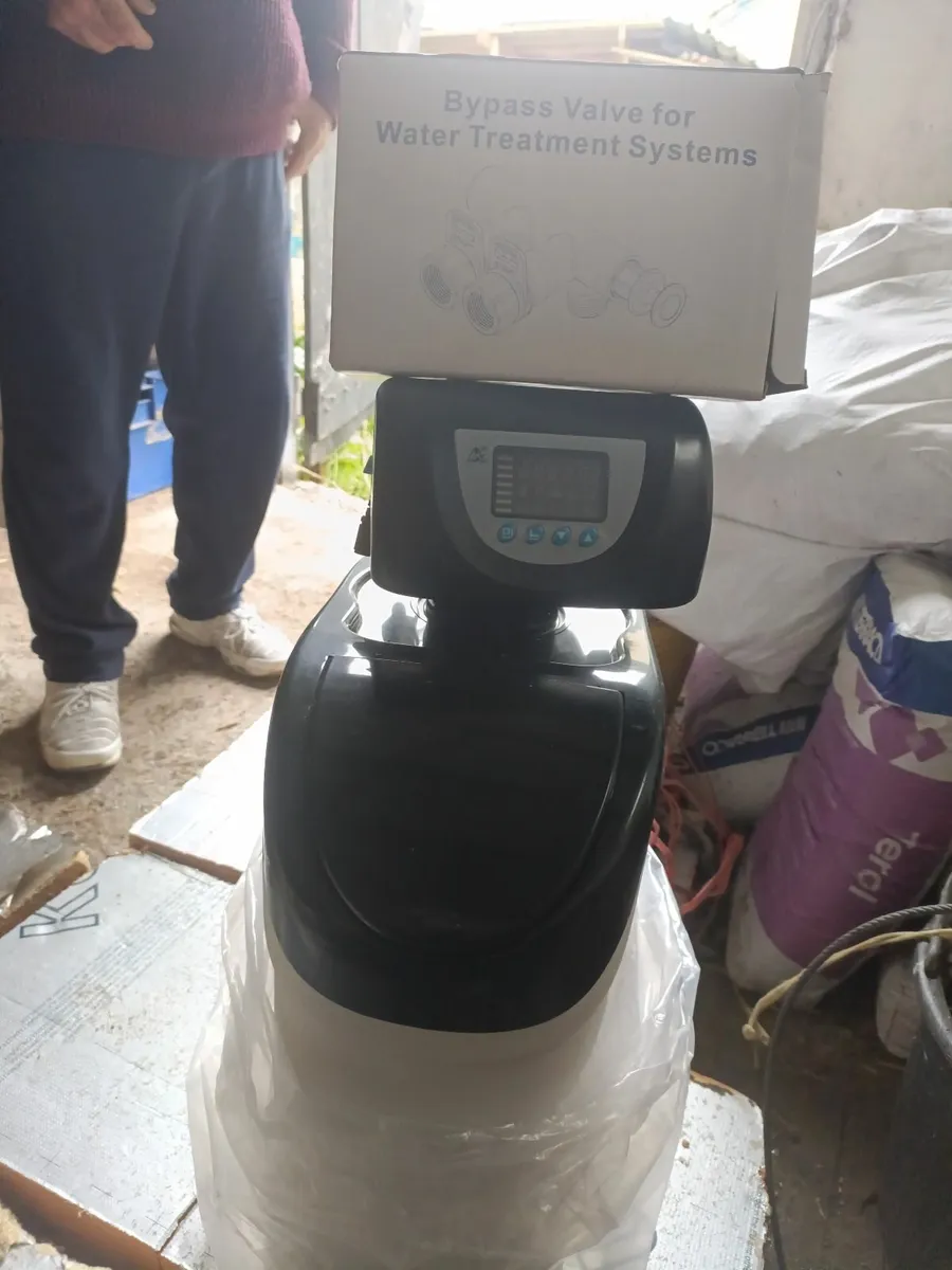 Windows,water softner - Image 1