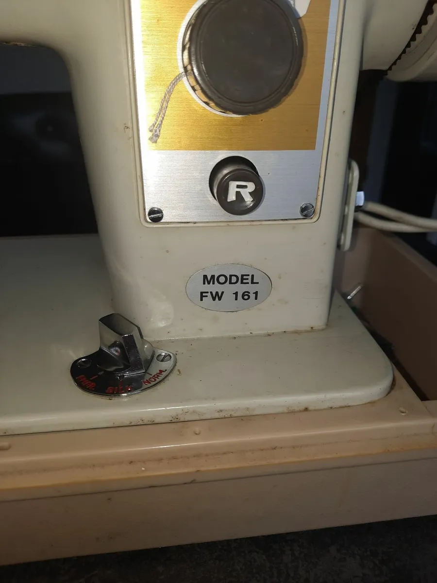 Winfield (janome)sewing machine - Image 2