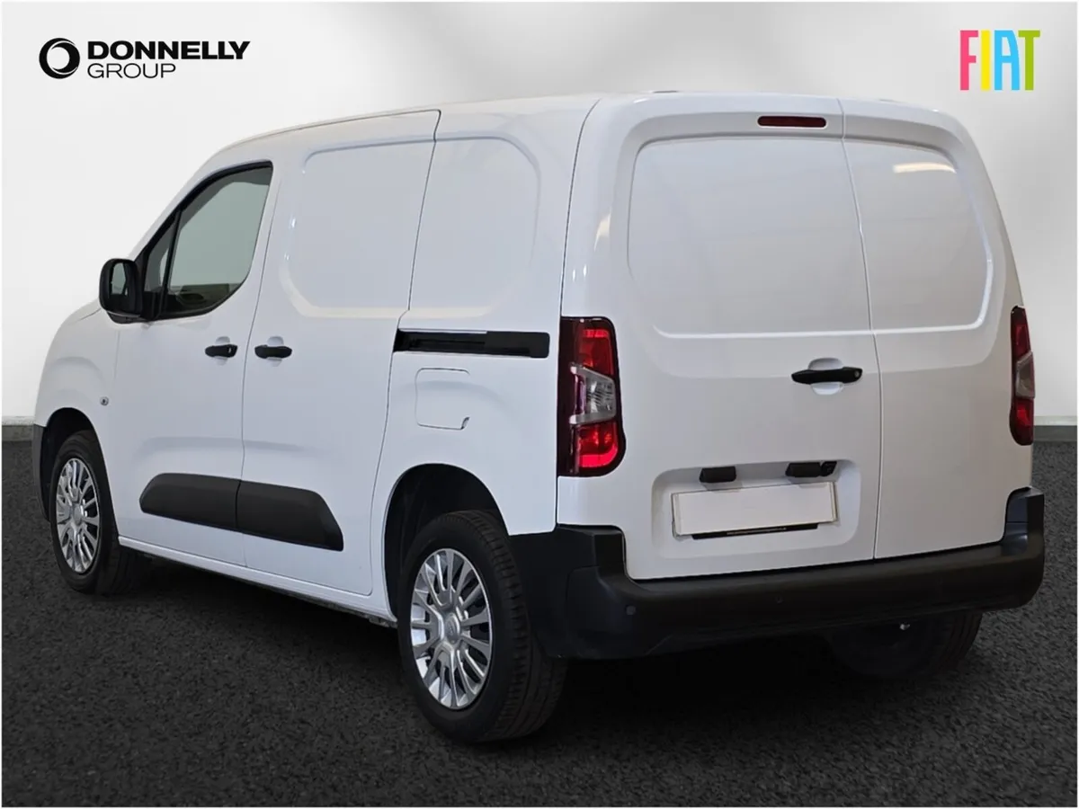 Toyota Proace City L1 Diesel Icon - Image 2