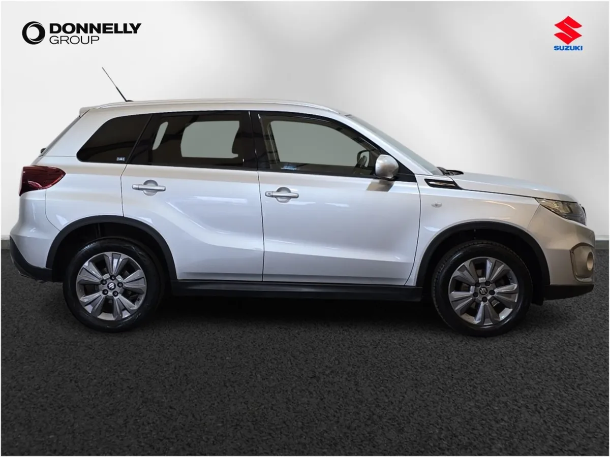 Suzuki Vitara Estate SZ-T - Image 3