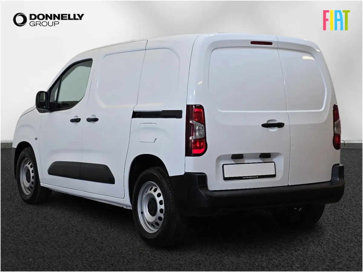 Vauxhall Combo Cargo L1 Diesel Edition - Image 2
