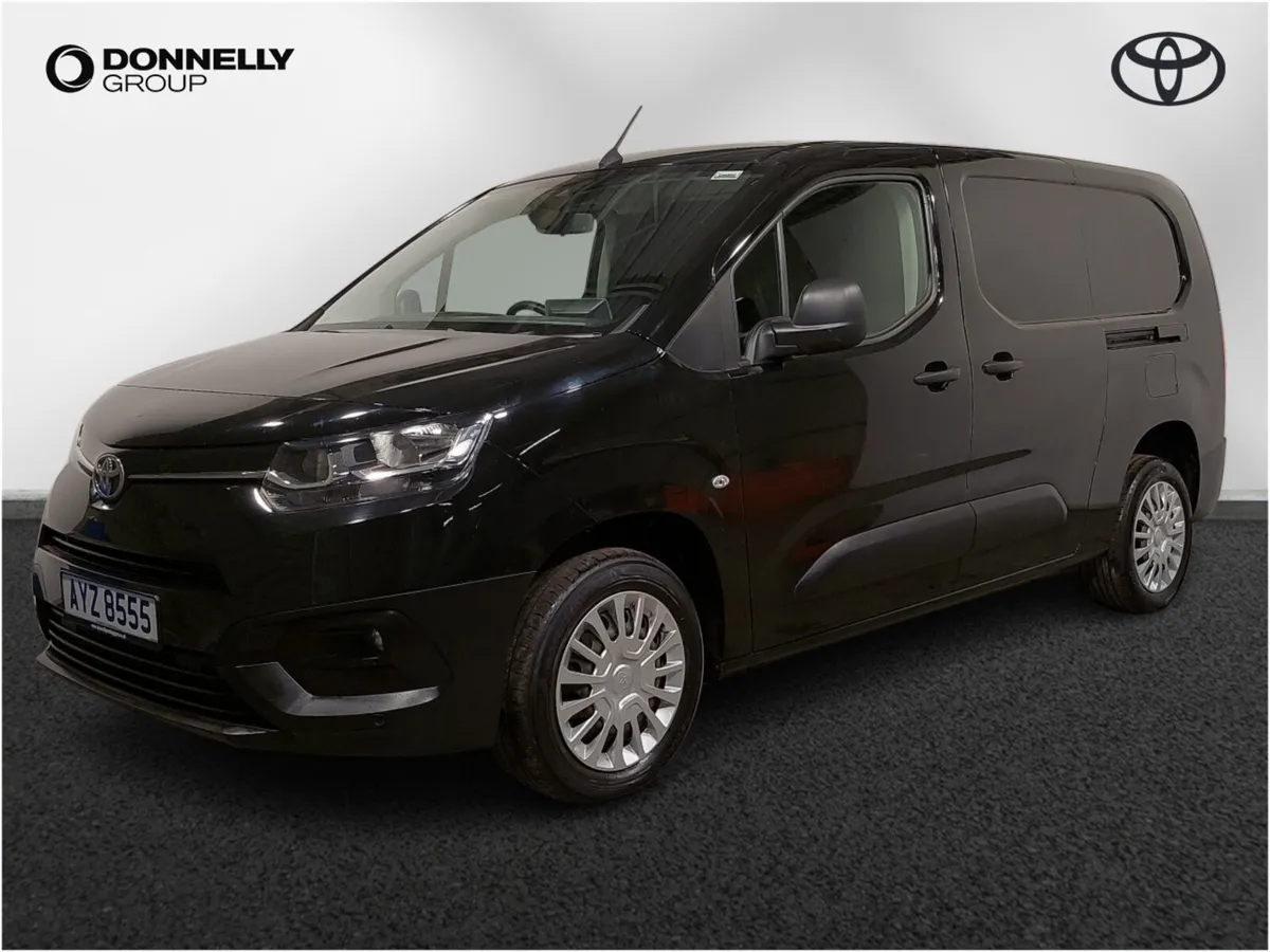 Toyota Proace City L2 Diesel Icon - Image 3