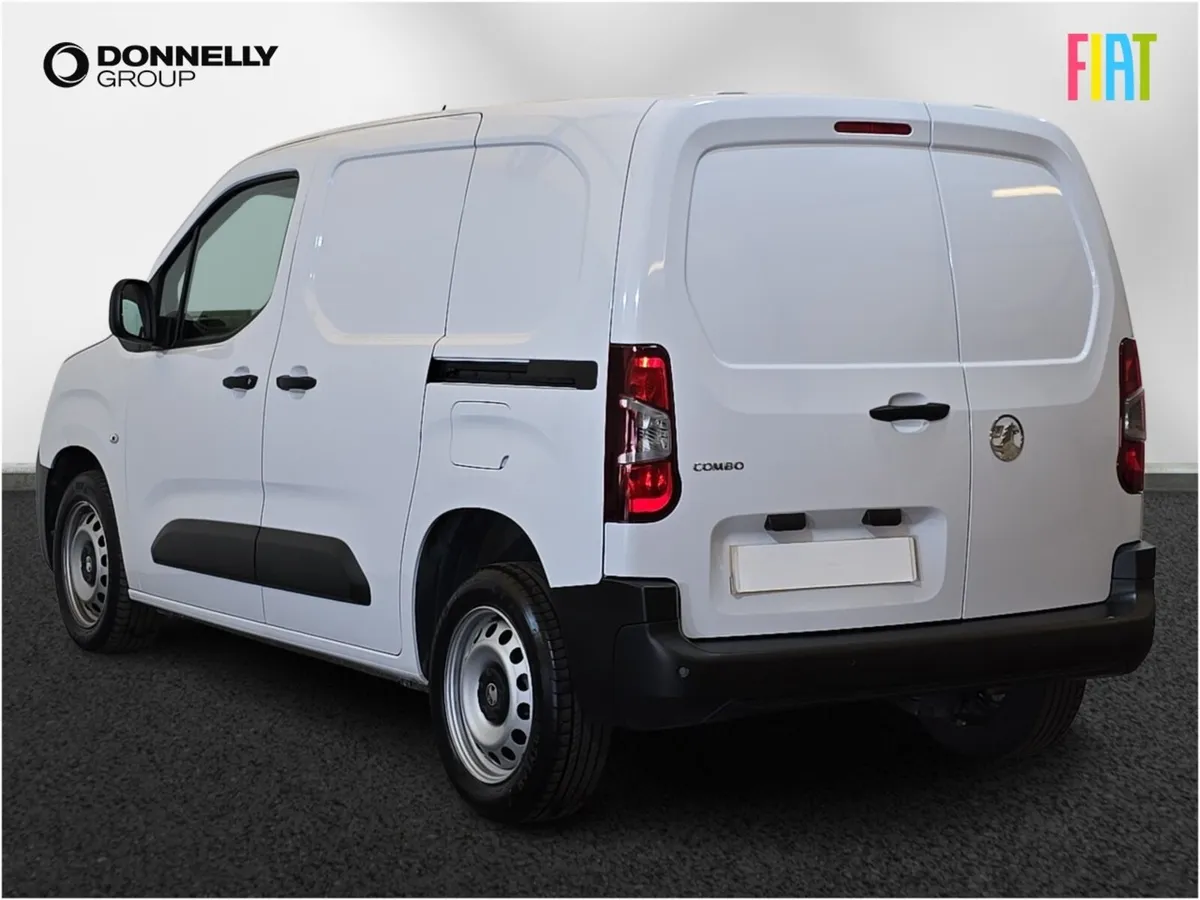 Vauxhall Combo Cargo Diesel Prime - Image 2