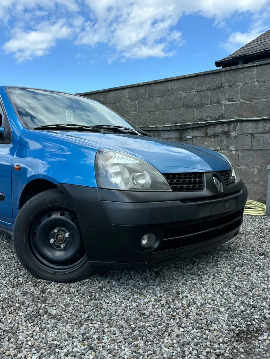 Renault Clio 2002 - Image 4