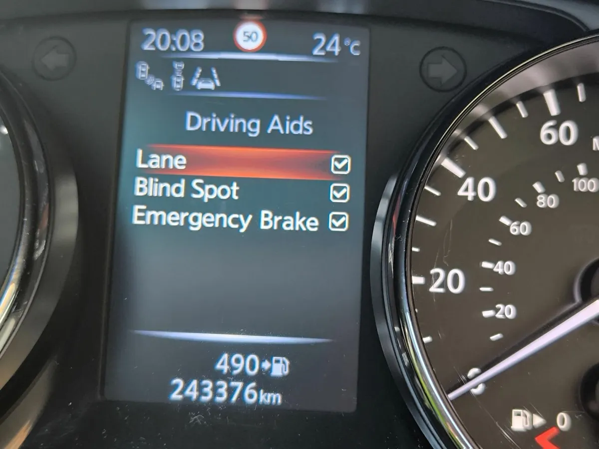 Nissan Qashqai 2014 - Image 3