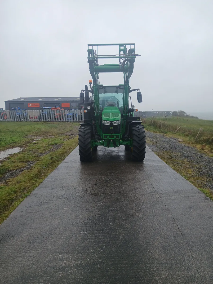 John Deere 6.120 M - Image 2