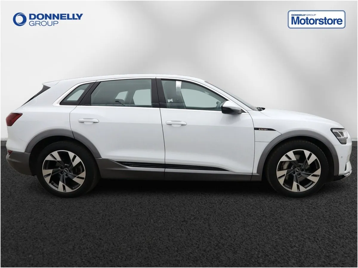 Audi E-tron Estate Sport - Image 3