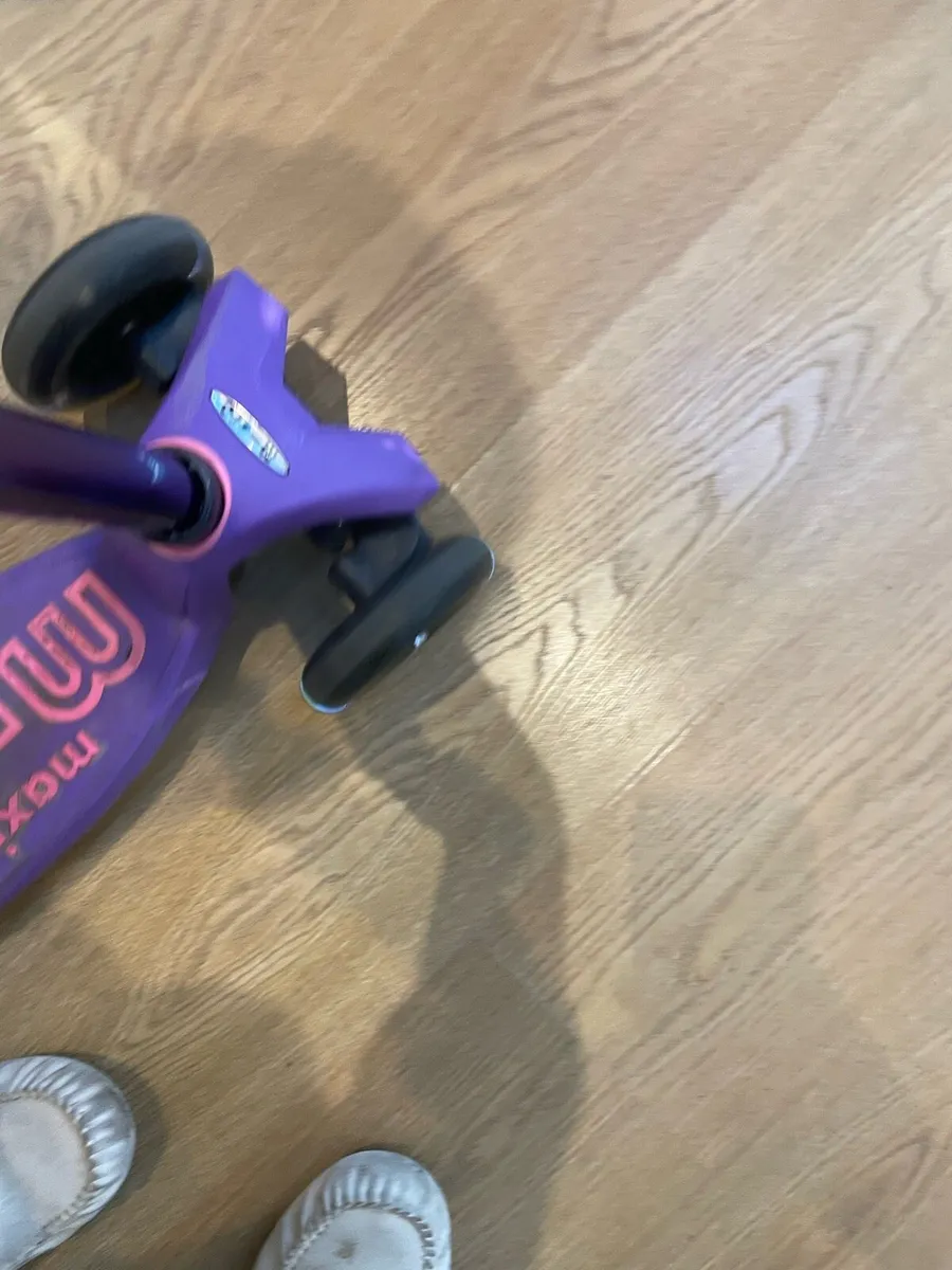 Micro Scooter - Image 4