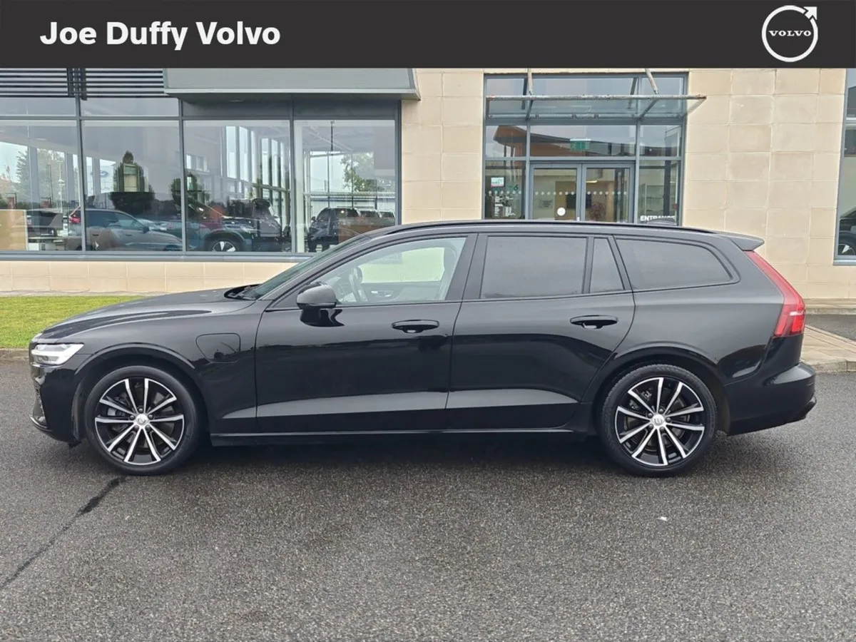 Volvo V60 Phev T6 (350hp) Plus Dark AWD - Image 4