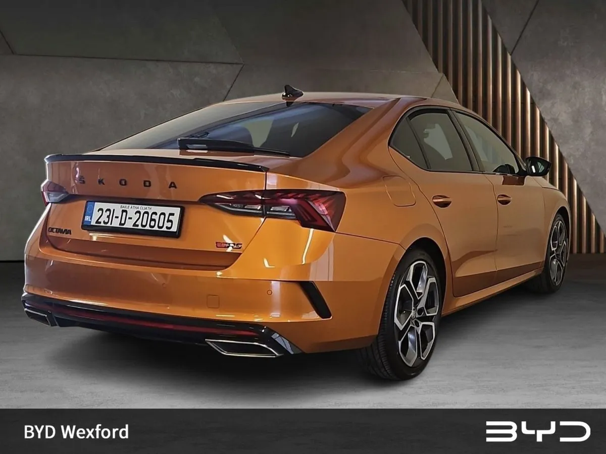 Skoda Octavia Octavia RS 2.0tdi 200HP DSG (matrix - Image 4