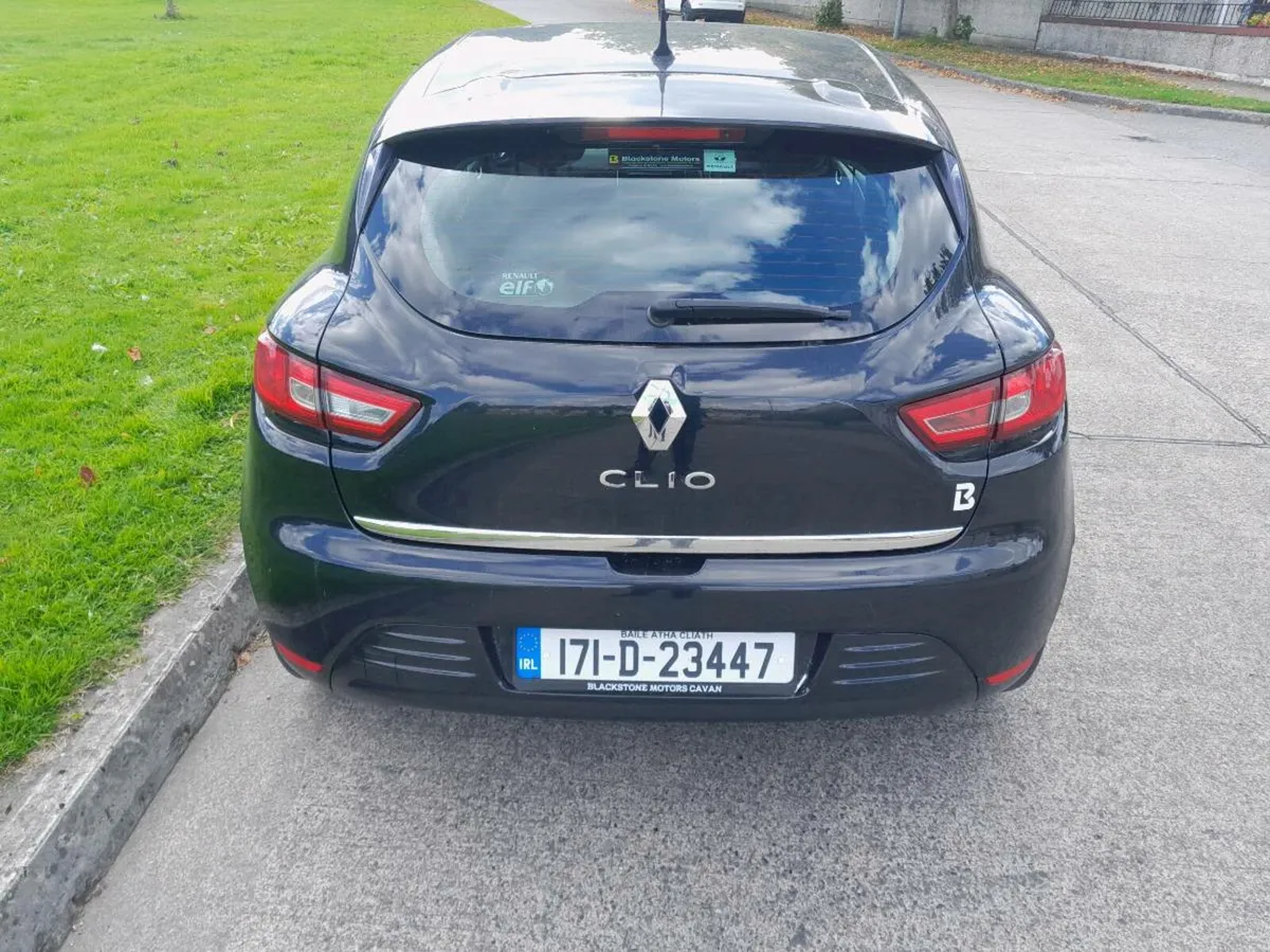 RENAULT CLIO - Image 3