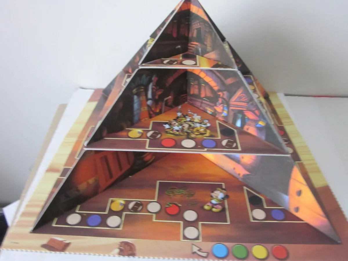 Disney Mickey's Adventures The Curse of Pharaoh - Image 3