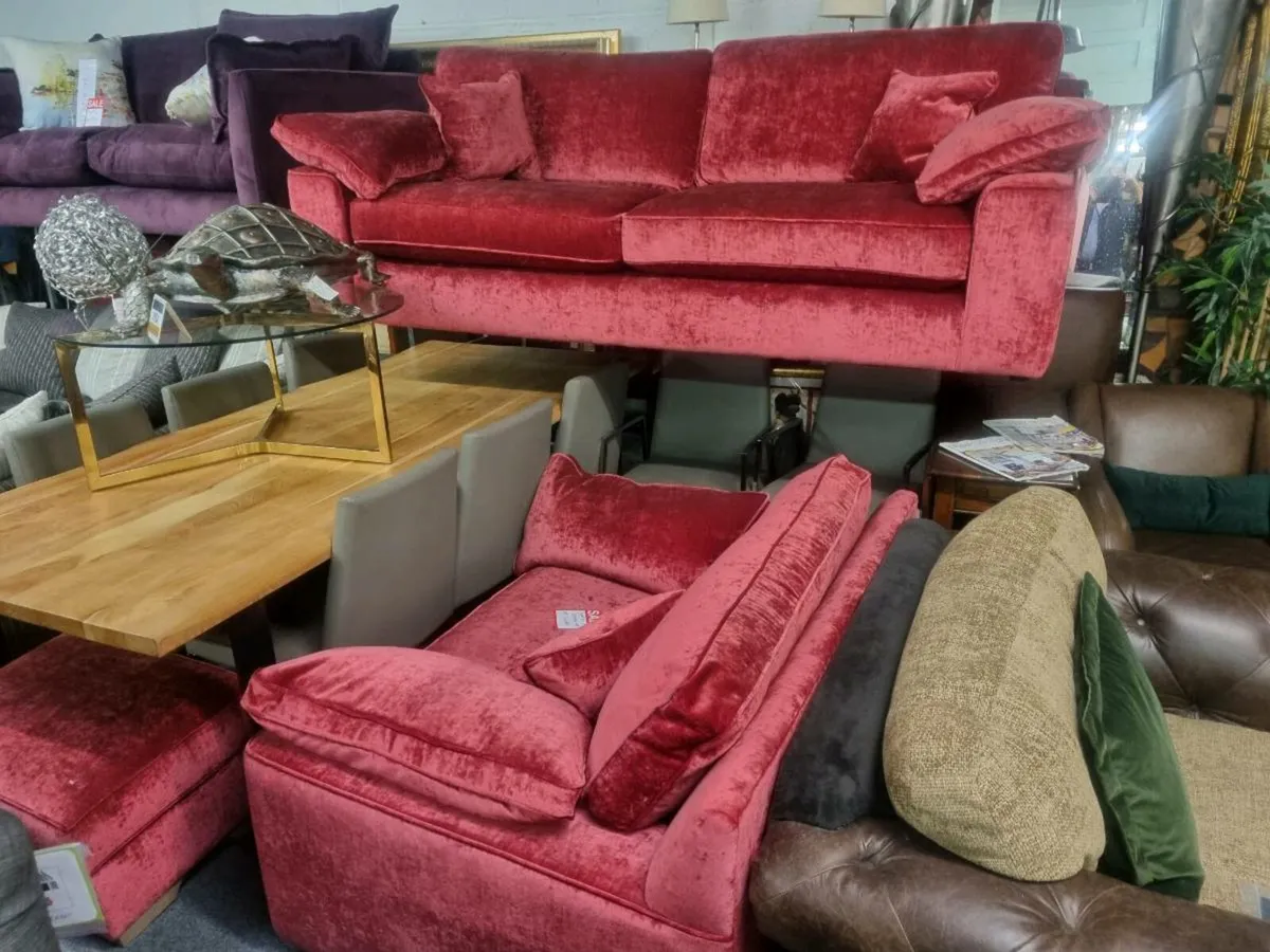 3 love seat &foot stool