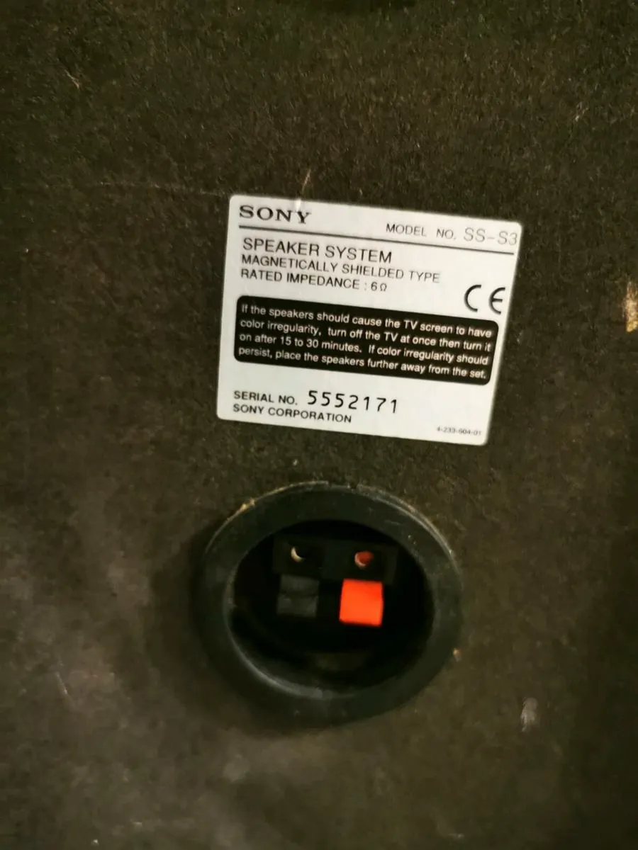 Sony large bookshelf Speakers - Image 3