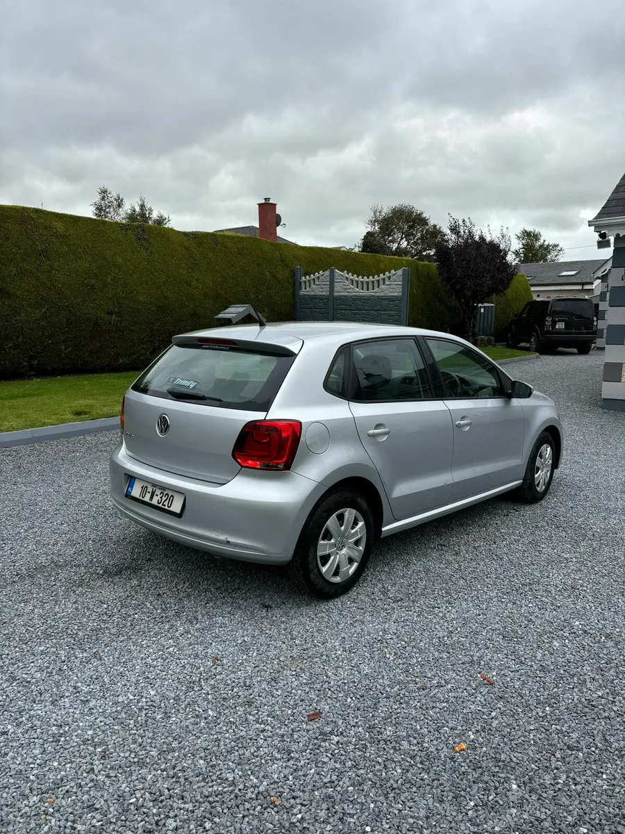 10 VW POLO  .12 petrol  NEW NCT  LOW KMS - Image 3