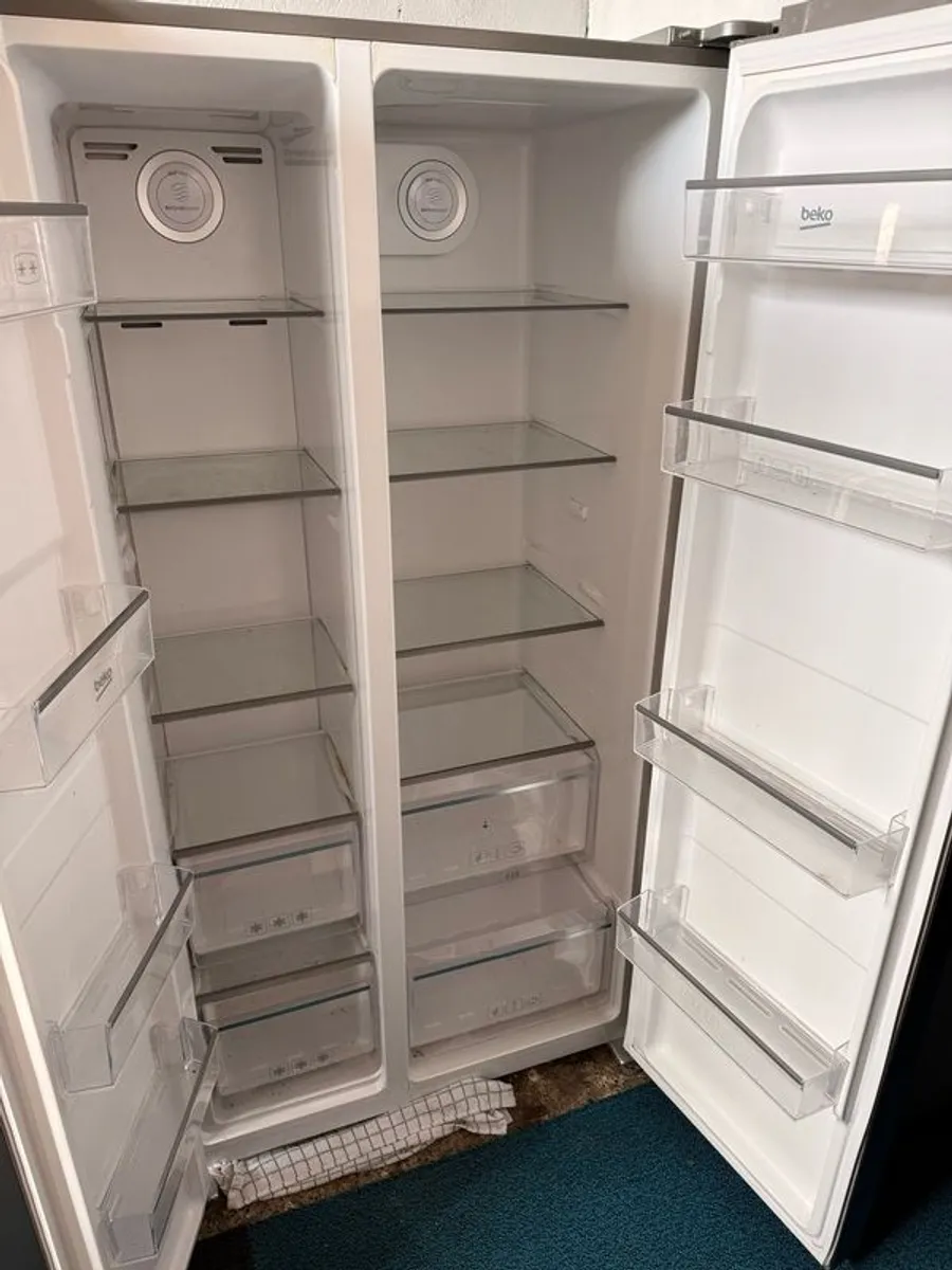 American Fridge Freezer Beko - Image 2