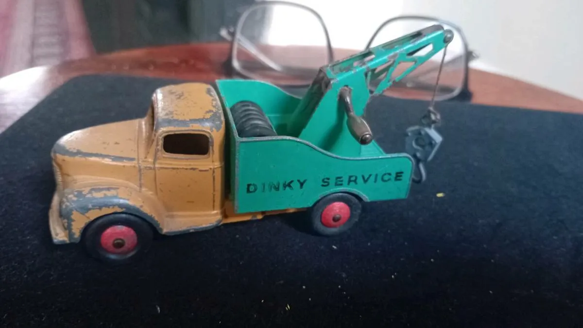 DINKY TOYS - Image 1