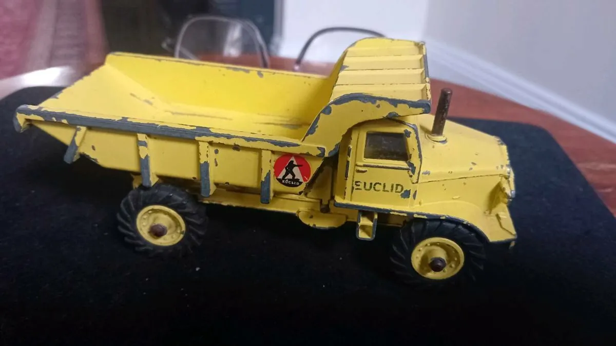 DINKY TOYS - Image 2