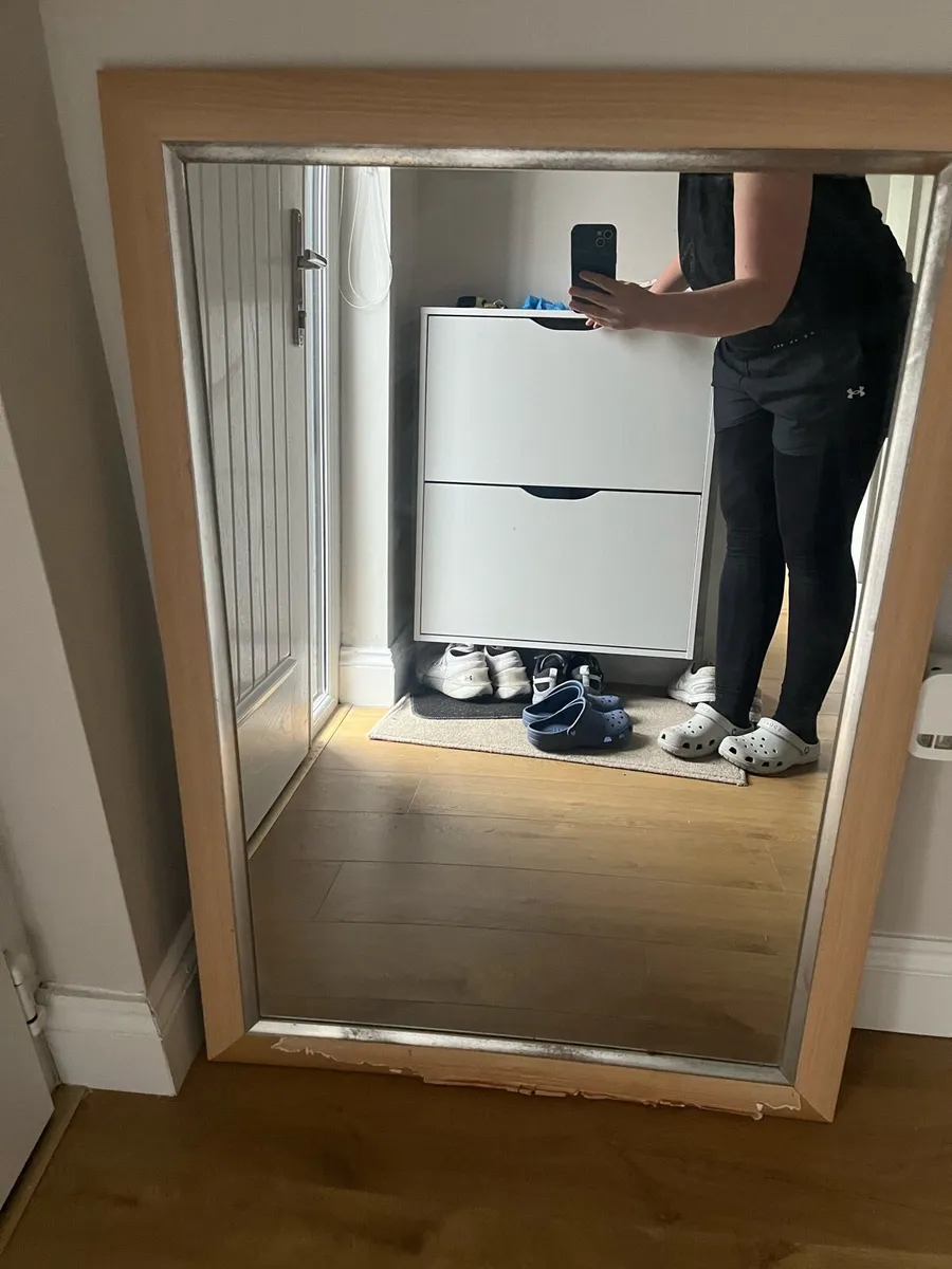 Mirror - Image 1