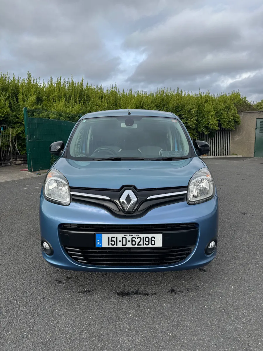 Renault Kangoo 1.6 Automatic 5 Seats - Image 3