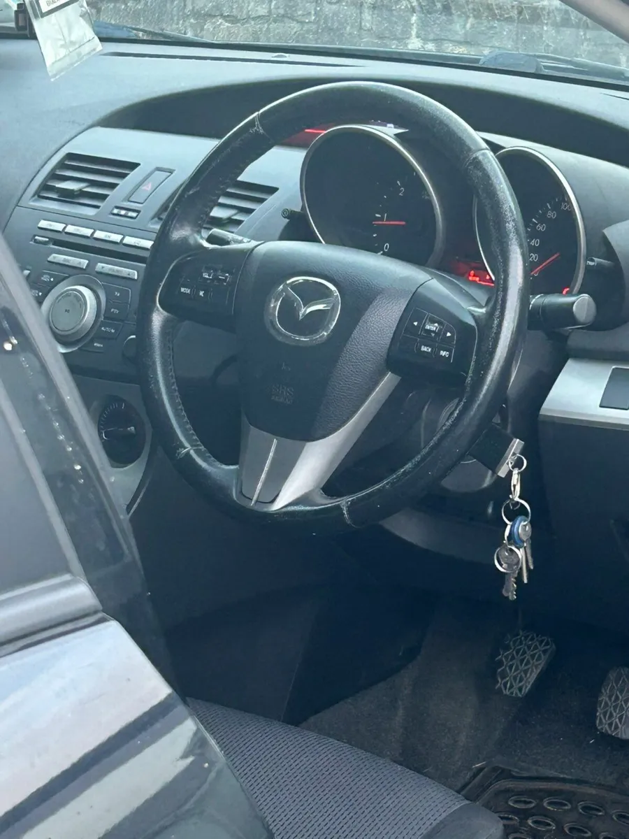 Mazda Mazda3 2010 - Image 4